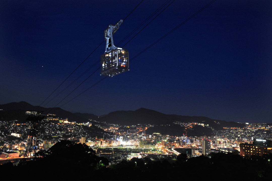 あなたは誰と行く？長崎の1,000万ドルの夜景スポット「稲佐山展望台